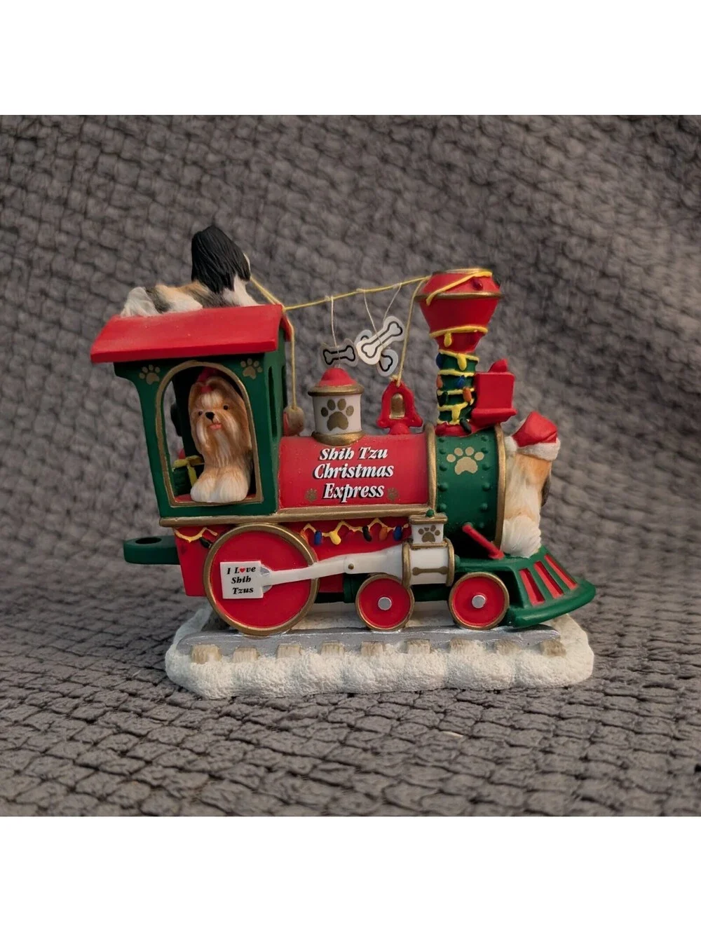 Danbury Mint Shih Tzu Christmas Express 7Piece Holiday Train Set Dog Collectible